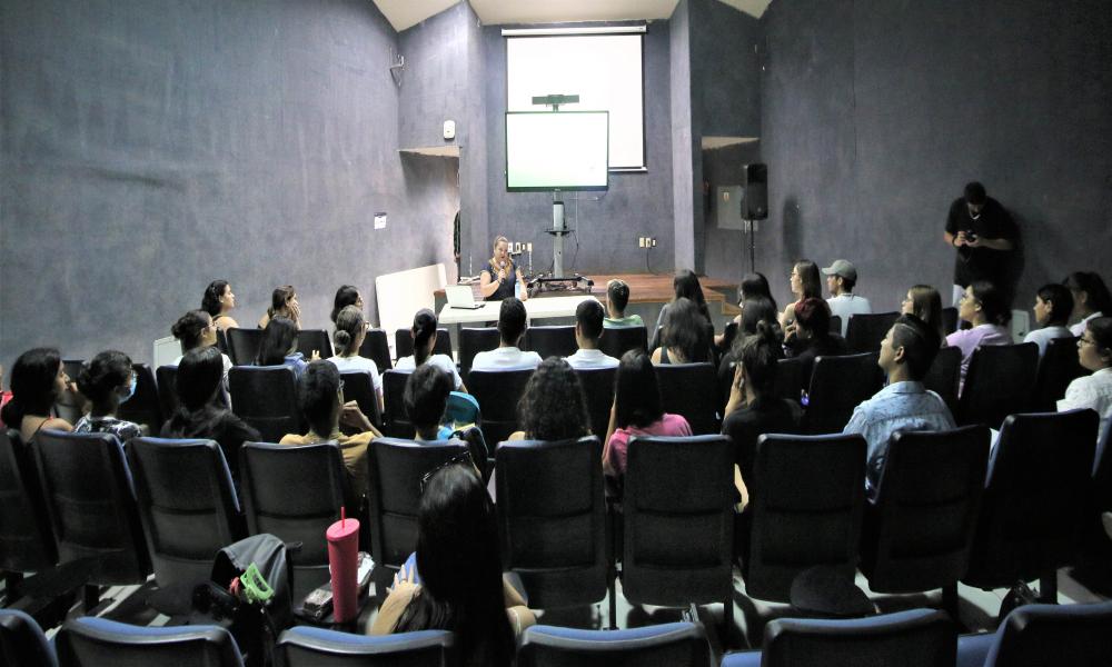 Impulsa CUCosta taller “Cultura de la Paz y Sentido de Vida”