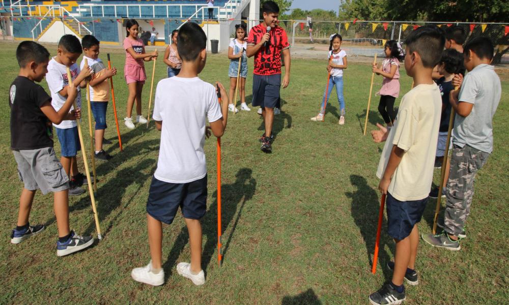 Más de 30 niños y niñas disfrutaron del festejo del día del niño en CUCosta