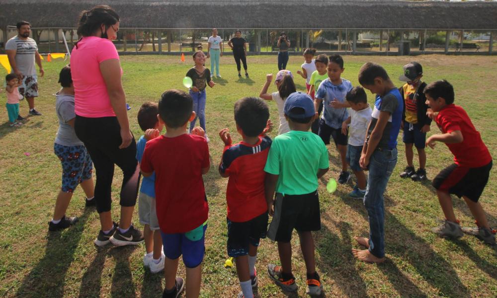 Más de 30 niños y niñas disfrutaron del festejo del día del niño en CUCosta