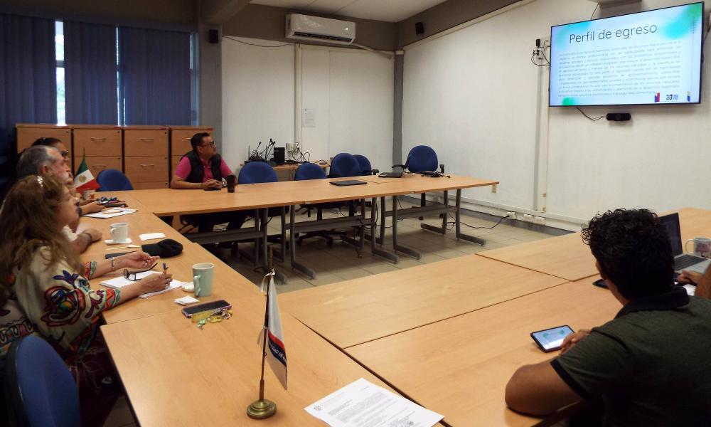 Analizan autoridades del CUCosta la creación de una nueva licenciatura