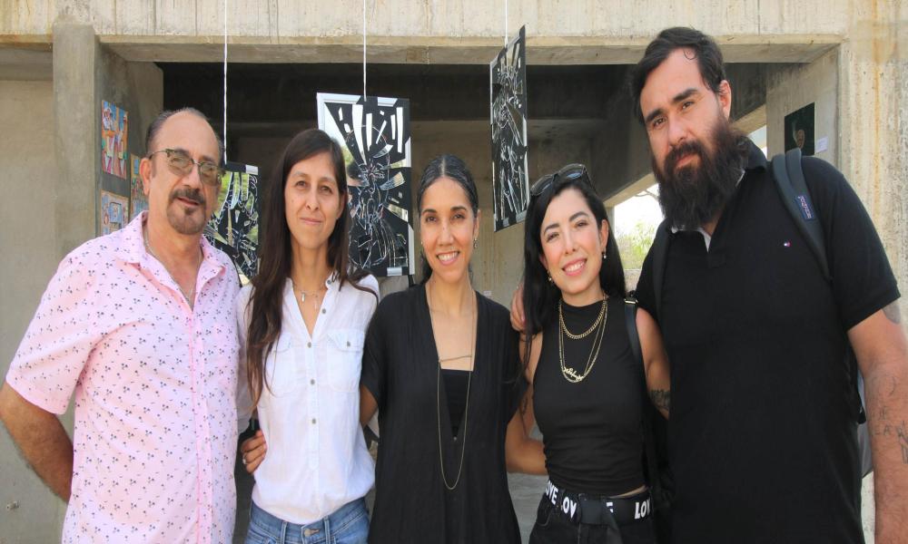 Estudiantes presentan sus procesos creativos en exposición en CUCosta