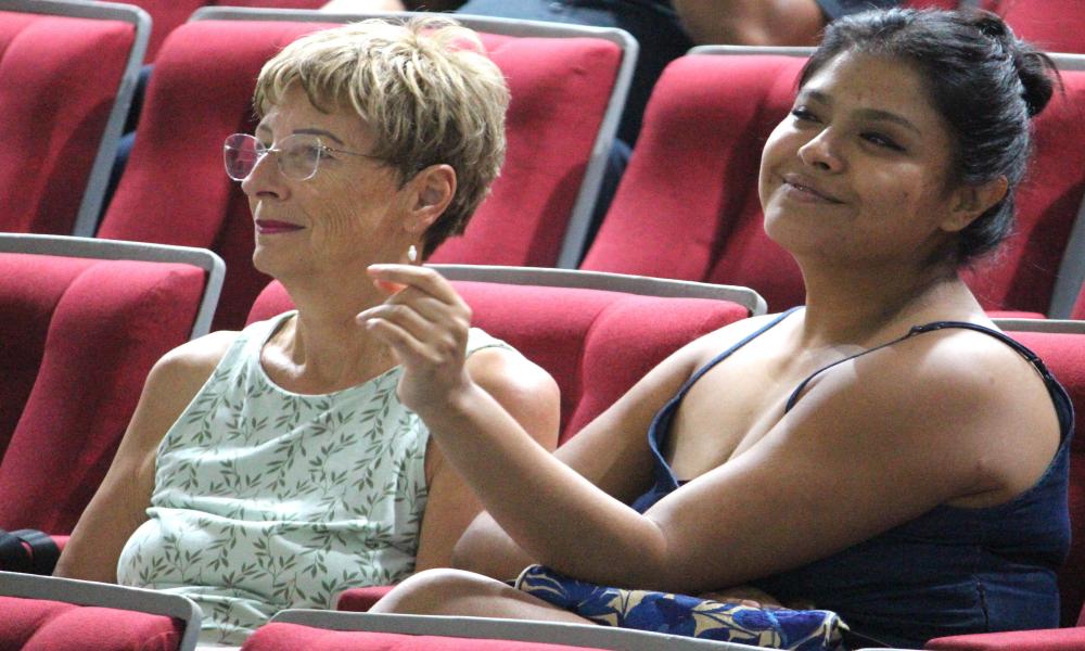 Emotivo concierto de la Orquesta Vallarta dirigido a las mamás