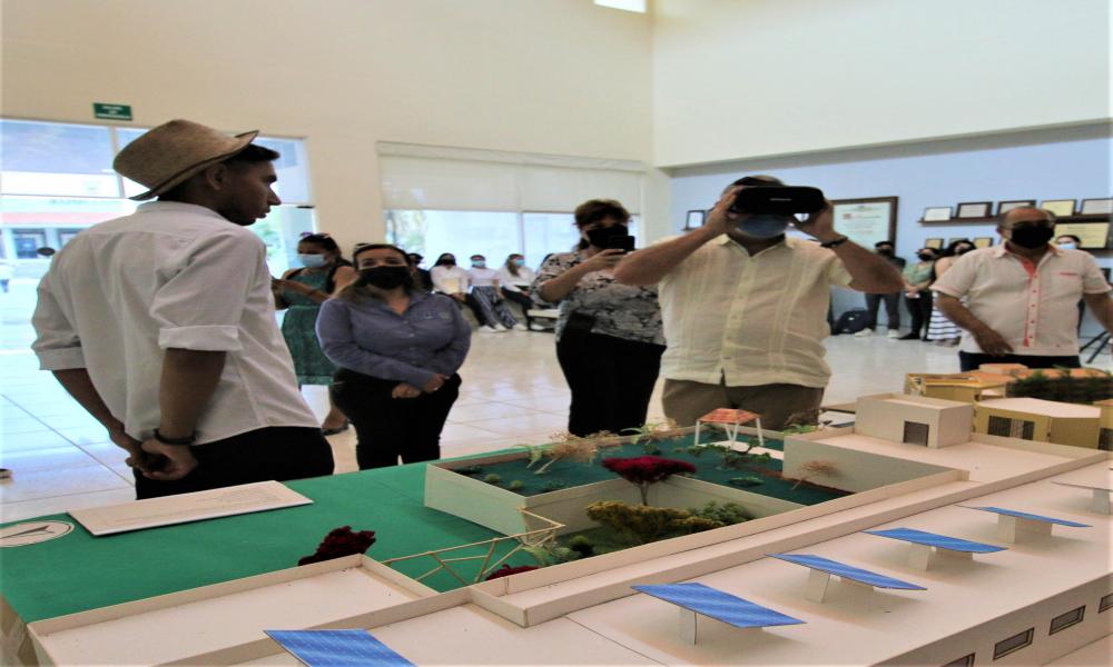 Presentan estudiantes de Arquitectura proyectos amables con el medio ambiente