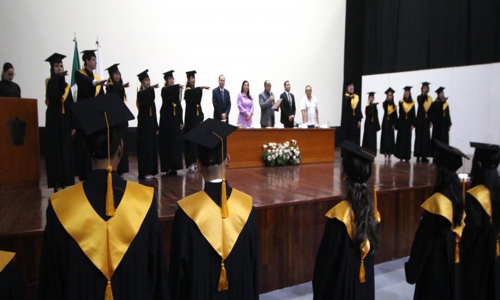Celebra la XLIV Generación de la Lic. en Psicología “Mtra. Anally Flores Hernández la culminación de sus estudios