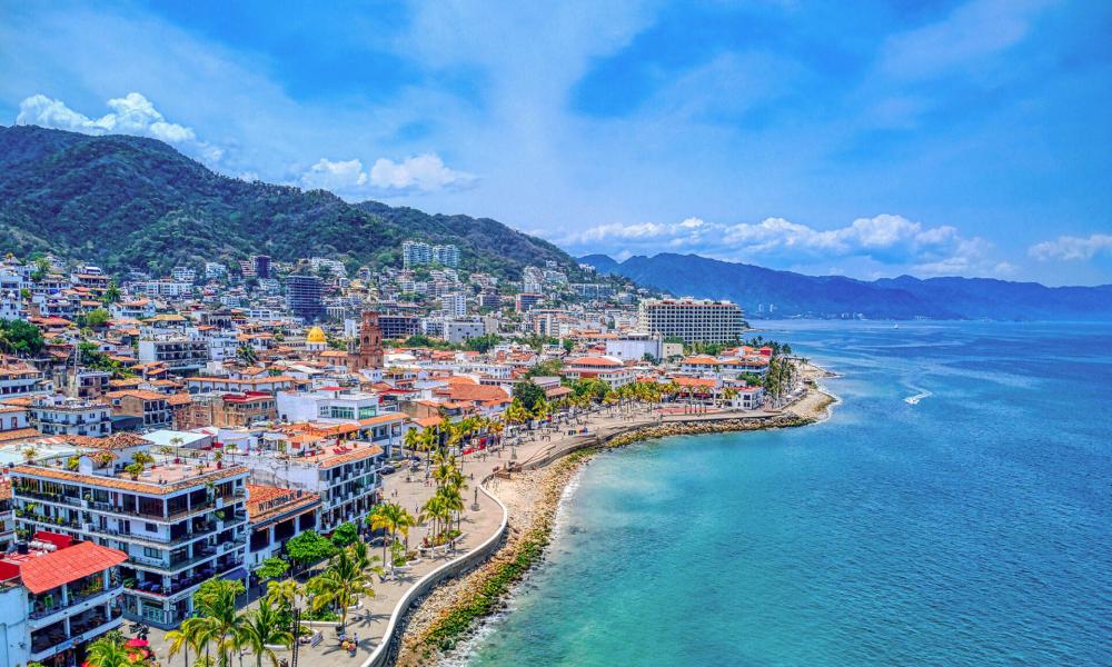Estudios de CUCosta revelan que Puerto Vallarta tiene buena calidad del aire