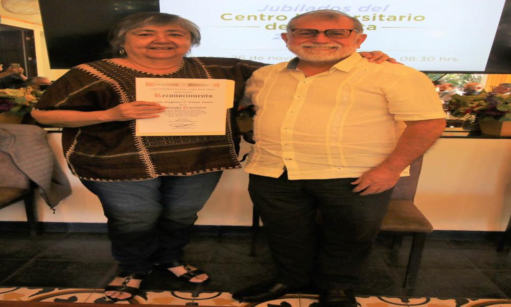 Reconocen a universitarios jubilados del CUCosta