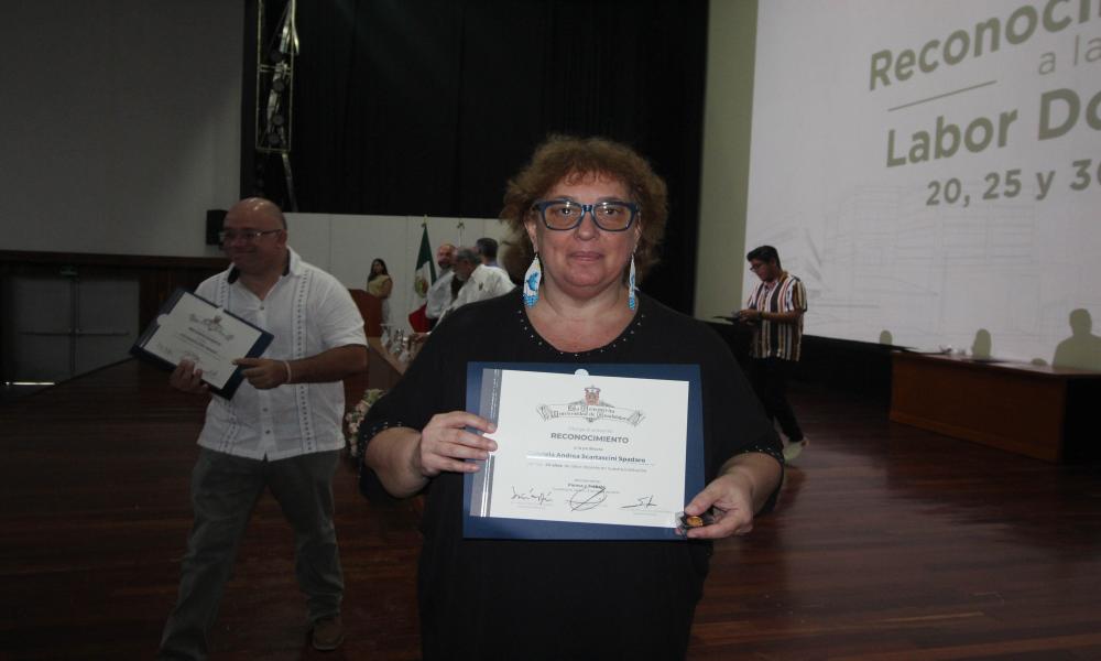 Reconocen a Profesores y Profesoras por 20, 25 y 30 años de labor académica