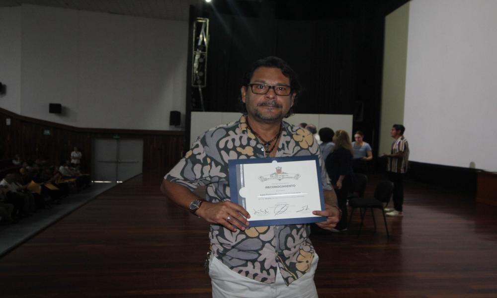 Reconocen a Profesores y Profesoras por 20, 25 y 30 años de labor académica