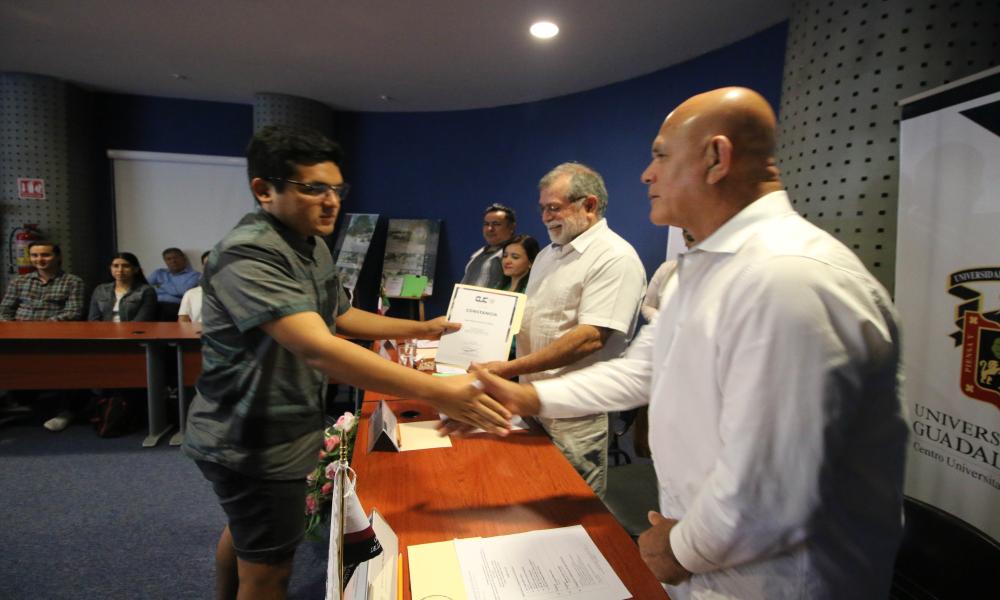 Entregan reconocimientos por la elaboración del Proyecto Conceptual y Urbano para renovar el centro de Las Juntas