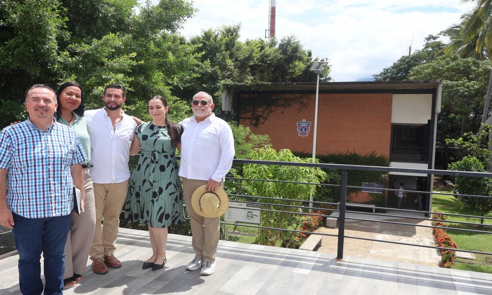Autoridades de la UdeG reconocen el apoyo de Luis Munguía al Mercado de la Escuela de Gastronomía