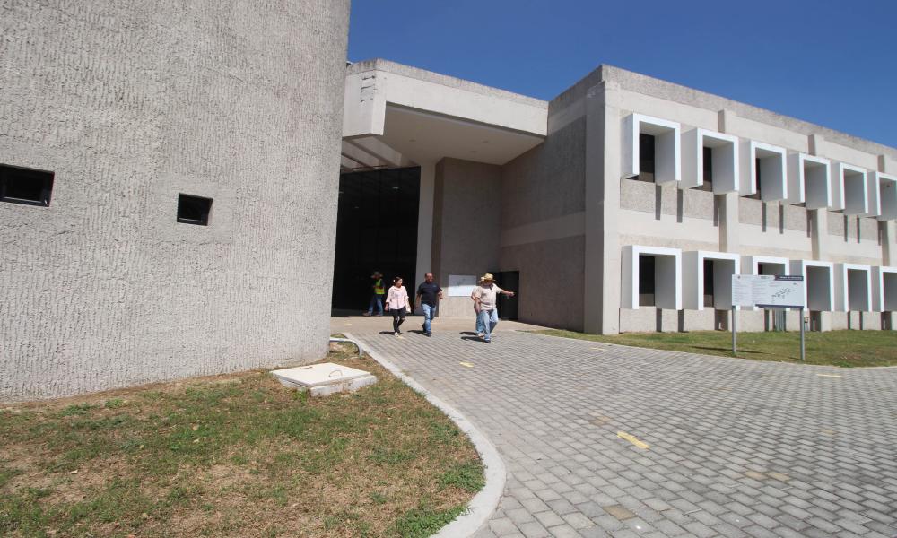 Confirman próxima apertura del edificio de la nueva biblioteca en CUCosta