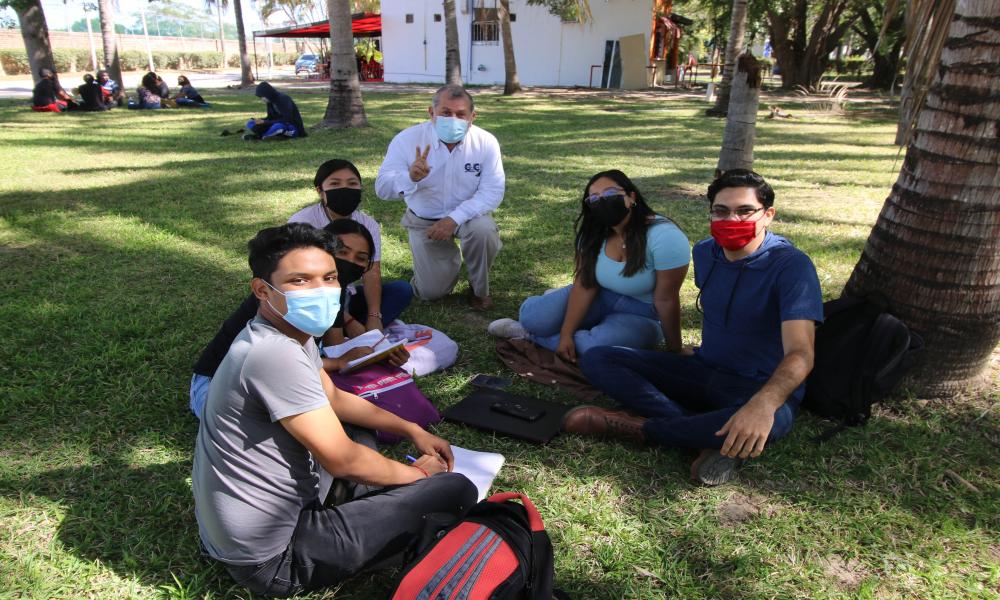 Regresan a clases presenciales 6,832 alumnos en CUCosta