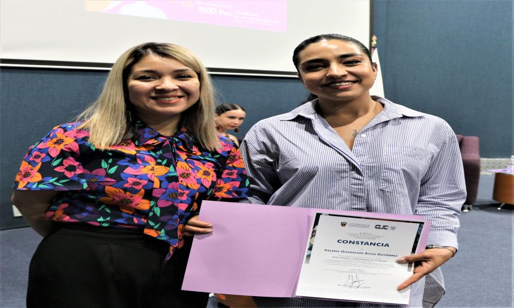 Dialogan sobre “Retos, Desafíos y Oportunidades de las Mujeres”