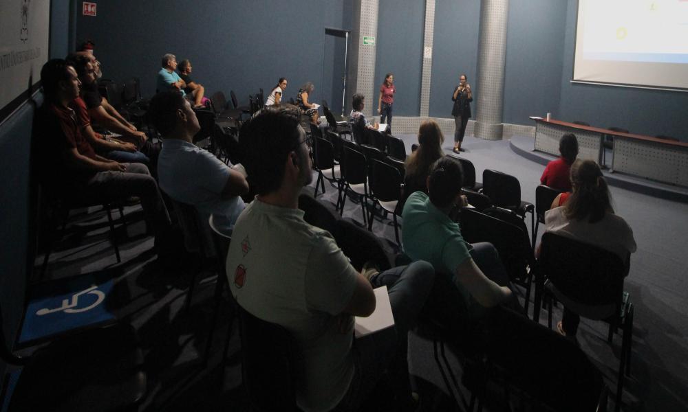 Trabajan académicos en la reacreditación de la Licenciatura en Biología