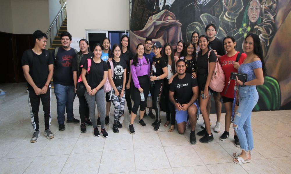 Motivador concurso de proyectos de negocios Rocket Pitch para estudiantes de Licenciatura y Maestría