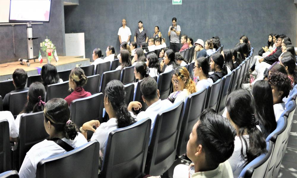 En CUC Impartieron Conferencia “Prácticas Sexuales Seguras”