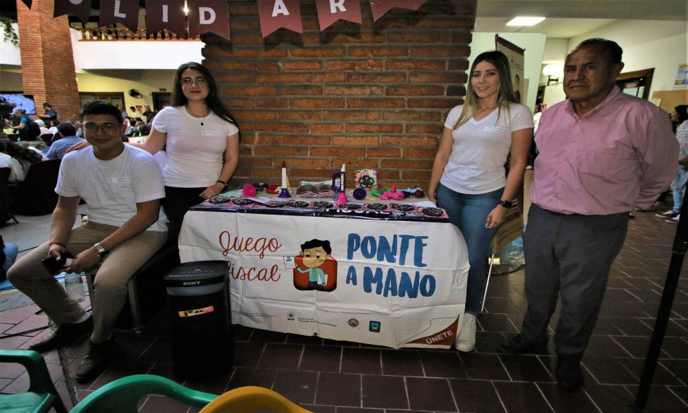 El Gobierno de Puerto Vallarta reconoció con el Mérito Académico al Dr. Jorge Téllez López