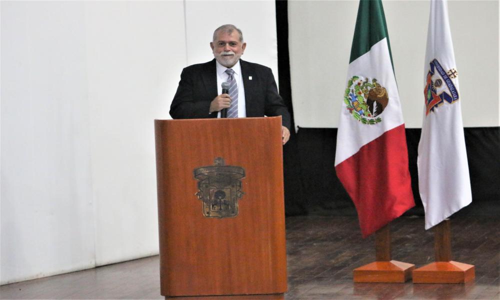 Se Gradúan 34 Licenciados en Turismo del CUCosta