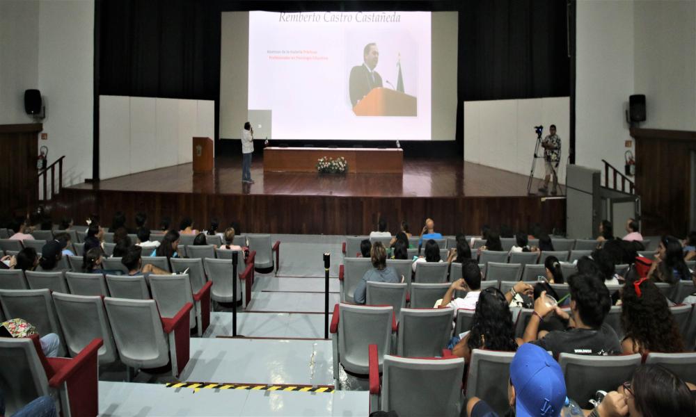 Realizan la “Primera Sesión de Tutorías Psicología 2023-B” en CUCosta