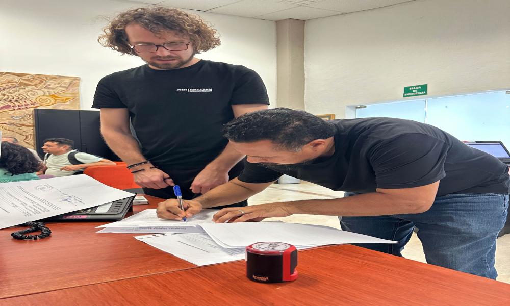 Concretan acuerdos la Universidad de Targu Mures Rumania y CUCosta