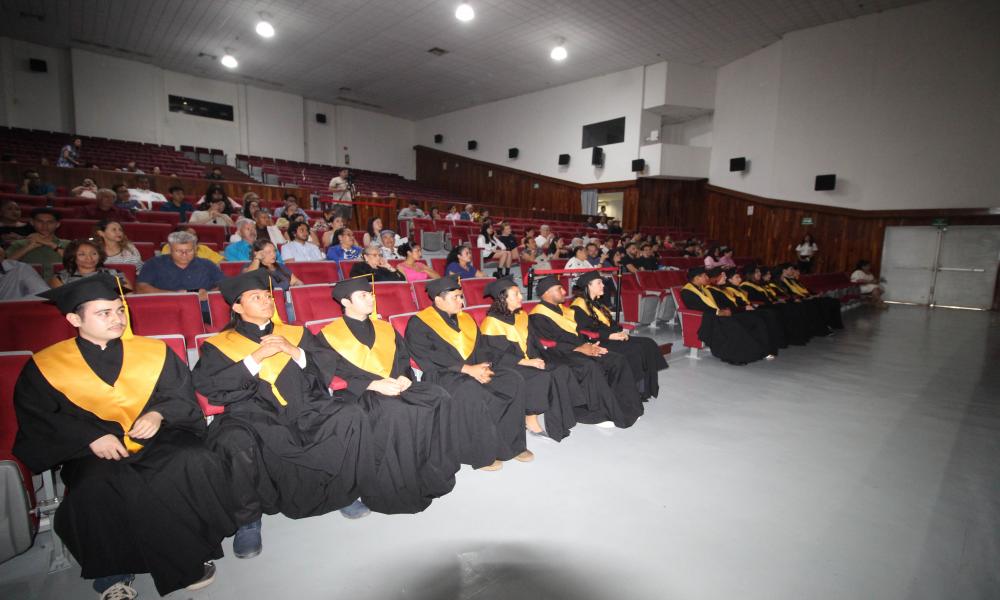 Emotivo acto académico de la XXVIII (vigésima octava) Generación de la Licenciatura en Biología “Dr. Eric Bautista Guerrero”