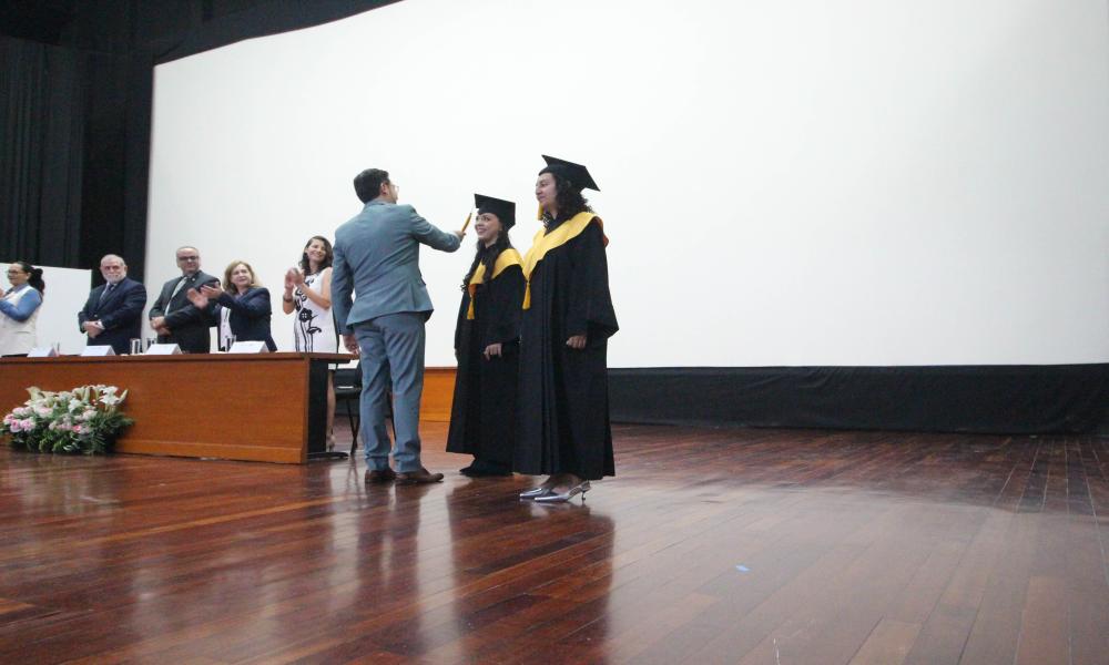 Emotivo acto académico de la XXVIII (vigésima octava) Generación de la Licenciatura en Biología “Dr. Eric Bautista Guerrero”