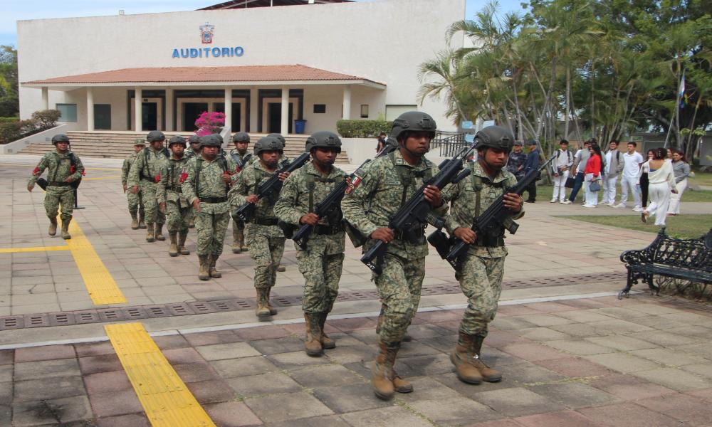 Se realiza ceremonia anticipada del Día de la Bandera en CUCosta