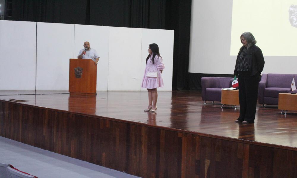 Celebra CUCosta 11 años de formar a los profesionistas de Artes Visuales para la Expresión Fotográfica