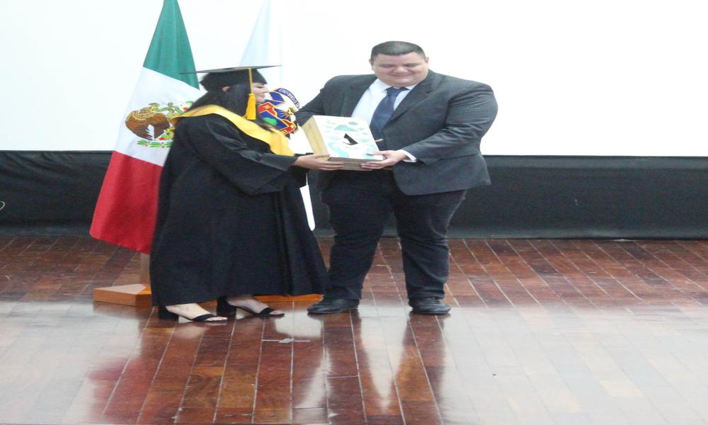 Se realiza doble acto académico en CUCosta de las carreras en Turismo y Ciencias y Artes Culinarias