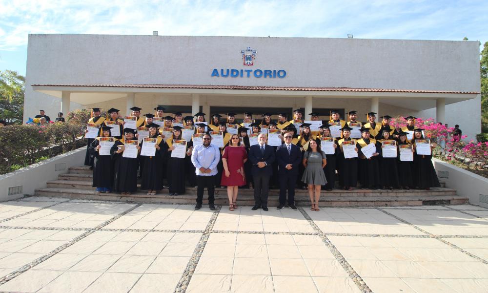 En CUCosta celebraron Acto Académico de la LIV Generación de Lic. en Contaduría Pública, “Mtra. María Suheí Ríos Medina”