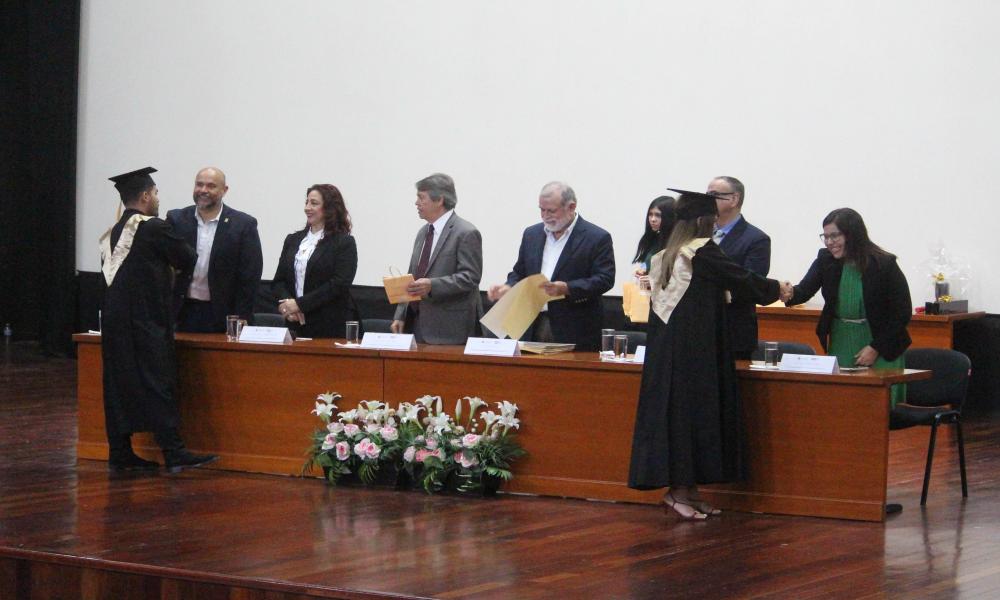 Se graduaron 32 abogados de la LIII (Quincuagésima Tercera) Generación de la Licenciatura en Abogado “Lic. Esteban Velázquez Lomelí”