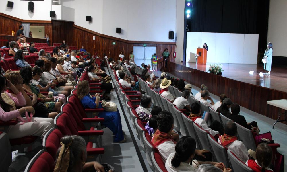 Celebran cierre del ciclo 2025-A del Sistema Universitario del Adulto Mayor