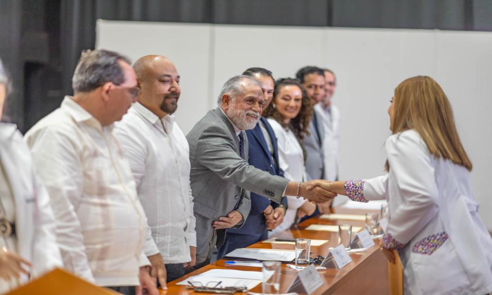 Se realiza acto académico de 4 especialidades médicas en CUCosta