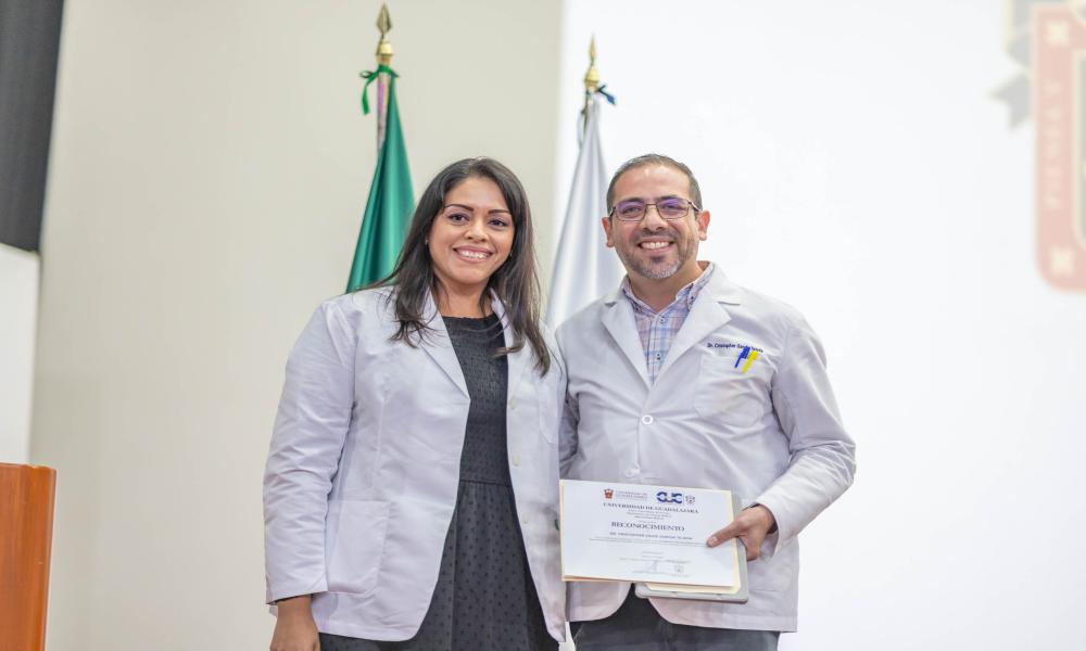 Se realiza acto académico de 4 especialidades médicas en CUCosta