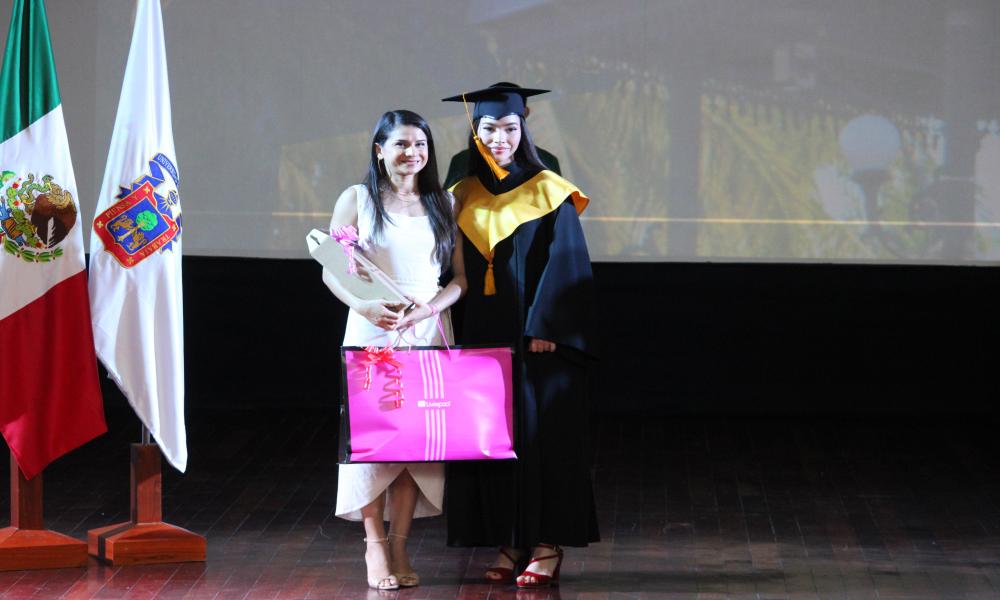 El CUCosta celebra el egreso de la XIV generación de la Licenciatura en Nutrición