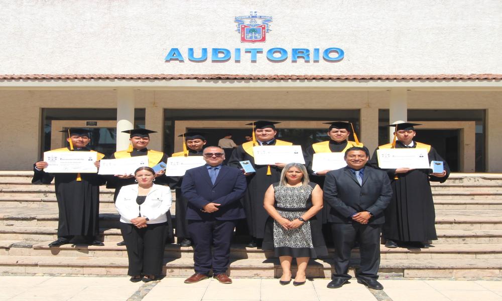 Egresan las generaciones de las carreras de Ingeniería en Telemática e Ingeniería en Videojuegos