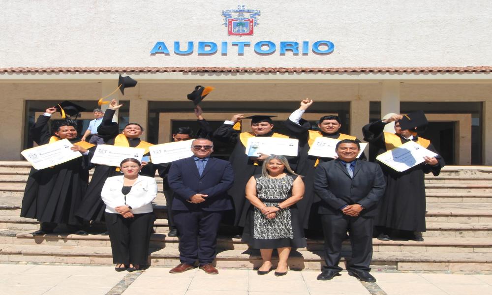 Egresan las generaciones de las carreras de Ingeniería en Telemática e Ingeniería en Videojuegos