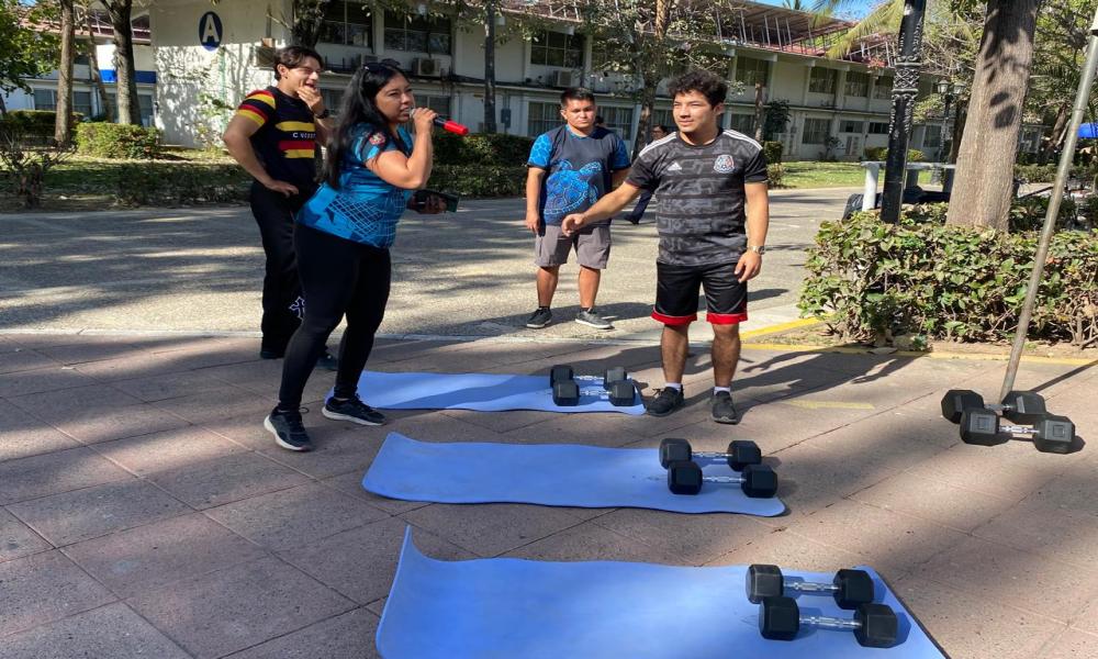 En CUCosta celebraron Día Mundial de la Actividad Física