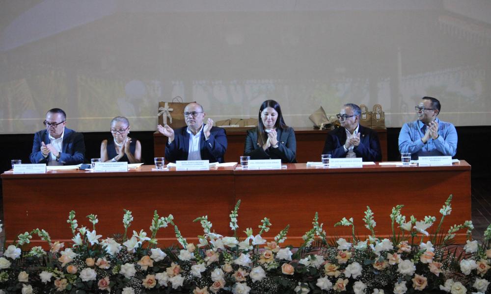 CUCosta celebra doble acto académico con 42 nuevos profesionistas en Turismo y Artes Culinarias