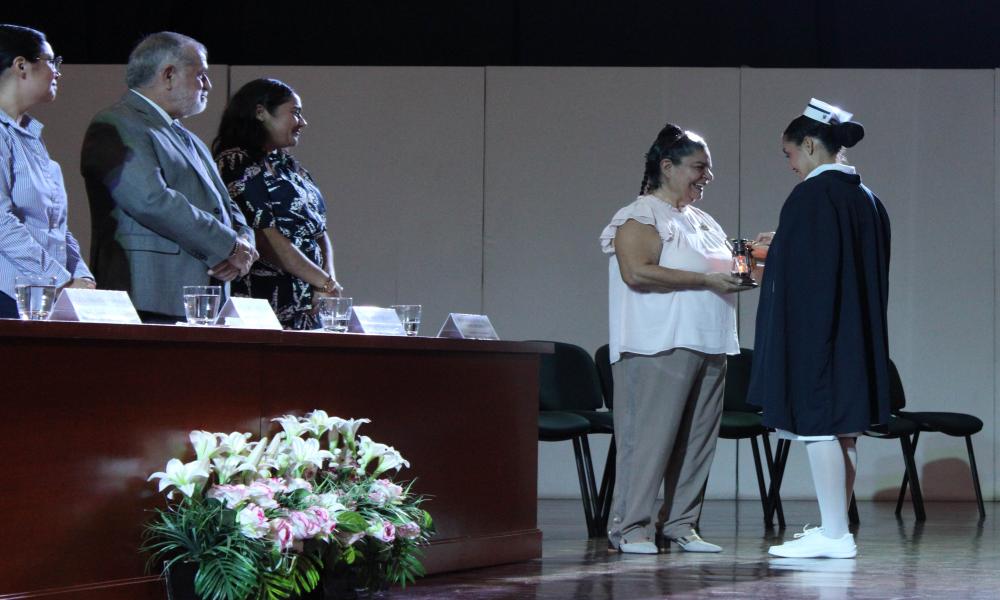 Se realizó el acto académico de la XXX Generación de la Licenciatura en Enfermería