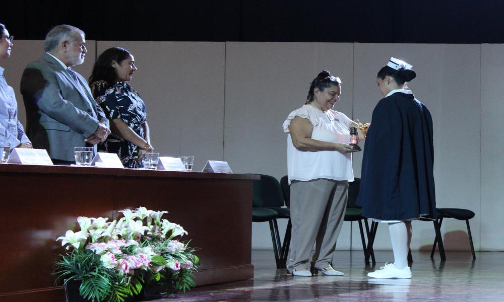 Se realizó el acto académico de la XXX Generación de la Licenciatura en Enfermería