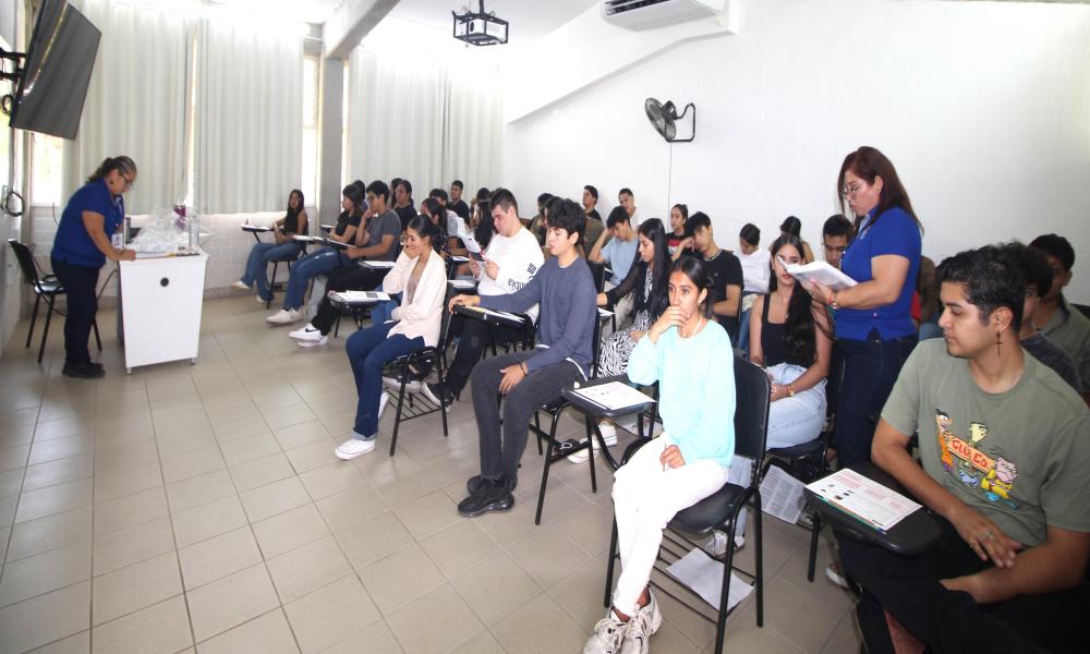 Acudió el 95.75% de aspirantes registrados a hacer examen de admisión en CUCosta