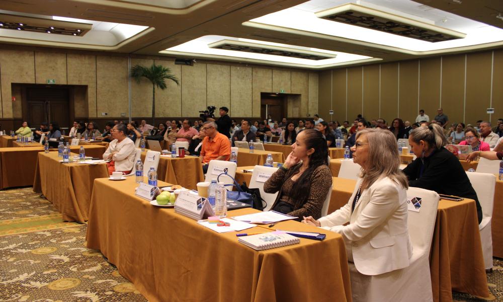 El CUCosta analiza la calidad y la pertinencia de sus programas educativos en jornada académica