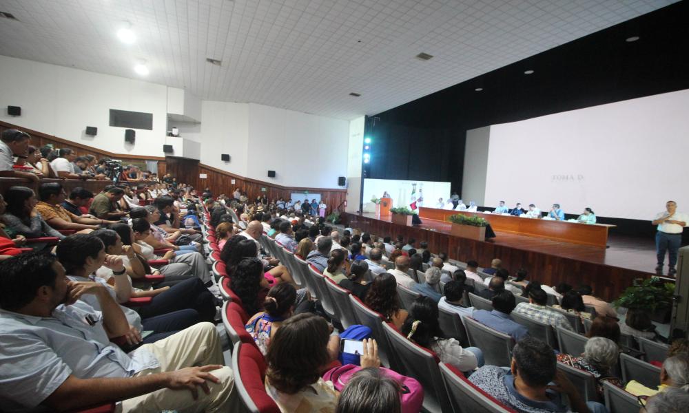 Calidad en los programas educativos, formación integral y ampliar cobertura, prioridades de la primer rectora mujer del CUCosta