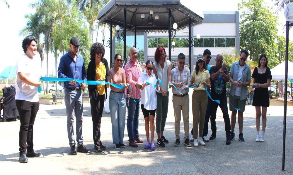 Presentan estudiantes de Diseño en la Comunicación Gráfica sus proyectos de fin de semestre