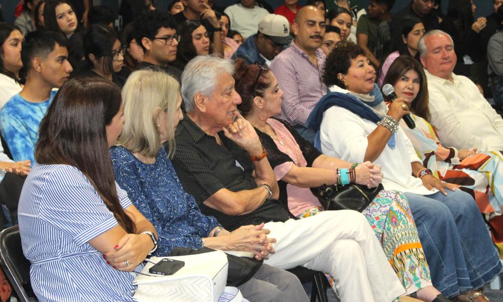 Imparten Conferencia: “Homo Turisticus y su huella en Puerto Vallarta”