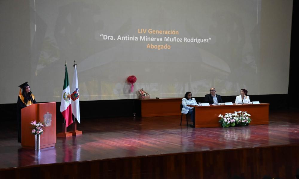 Egresan 53 nuevos licenciados en Derecho de la Universidad de Guadalajara en Puerto Vallarta