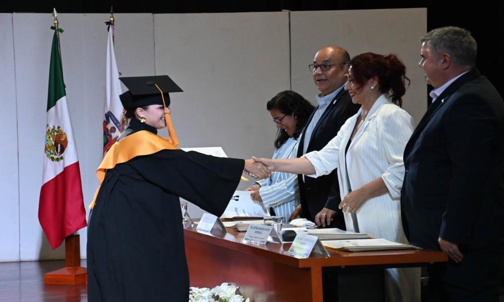 Egresan 53 nuevos licenciados en Derecho de la Universidad de Guadalajara en Puerto Vallarta