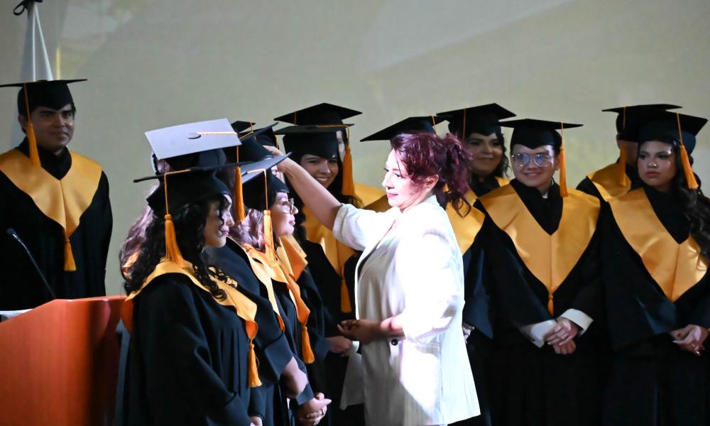 Egresan 53 nuevos licenciados en Derecho de la Universidad de Guadalajara en Puerto Vallarta