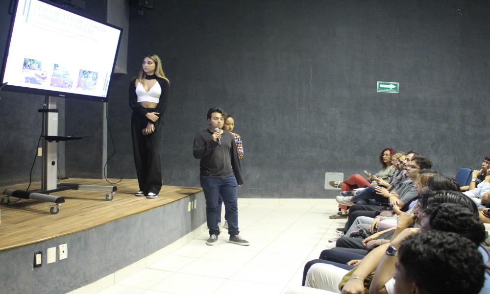 Estudiantes de TEC y CUCosta trabajan en el proyecto de intervención de espacio público